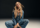 So the Left loved it when Beyoncé modeled jeans… but dragged Sydney Sweeney for the same thing Double standard, or just different vibes? Let’s talk SX